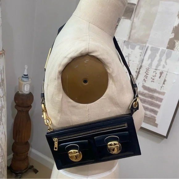 Authentic Rare Marc Jacobs Black/Gold Continental Wallet with Shoulder Strap - Picture 2 of 14